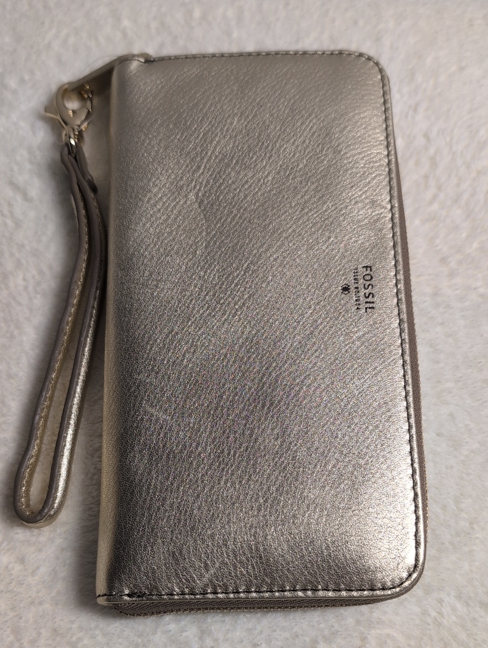 Fossil Metallic Gold Wristlet Clutch/ Wallet